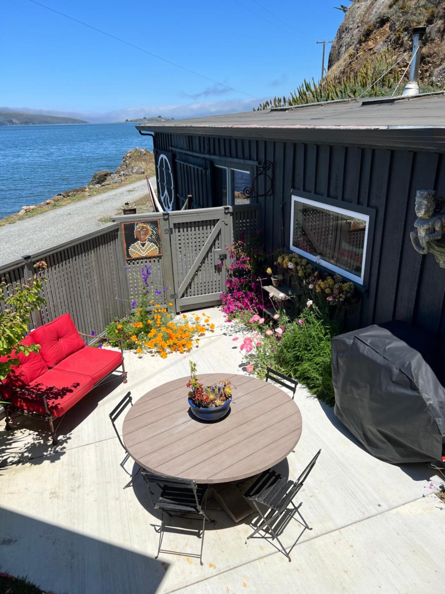 Carriage House Waterfront On Tomales Bay With Dock Hotel Marshall Luaran gambar